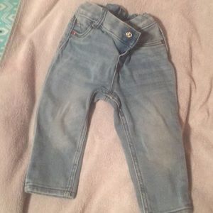 Light denim jeans